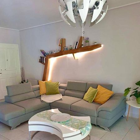 Modern 2Br City Flat 10Min From The Beach Athen Exterior foto