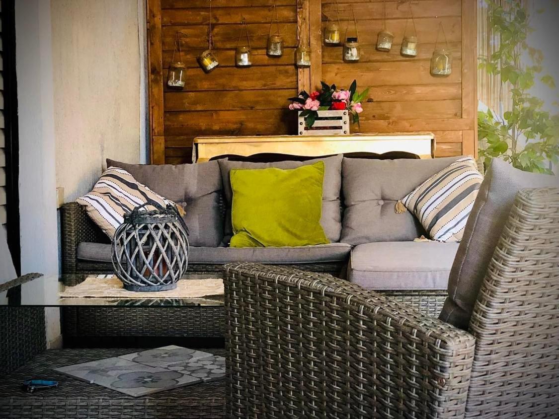 Modern 2Br City Flat 10Min From The Beach Athen Exterior foto